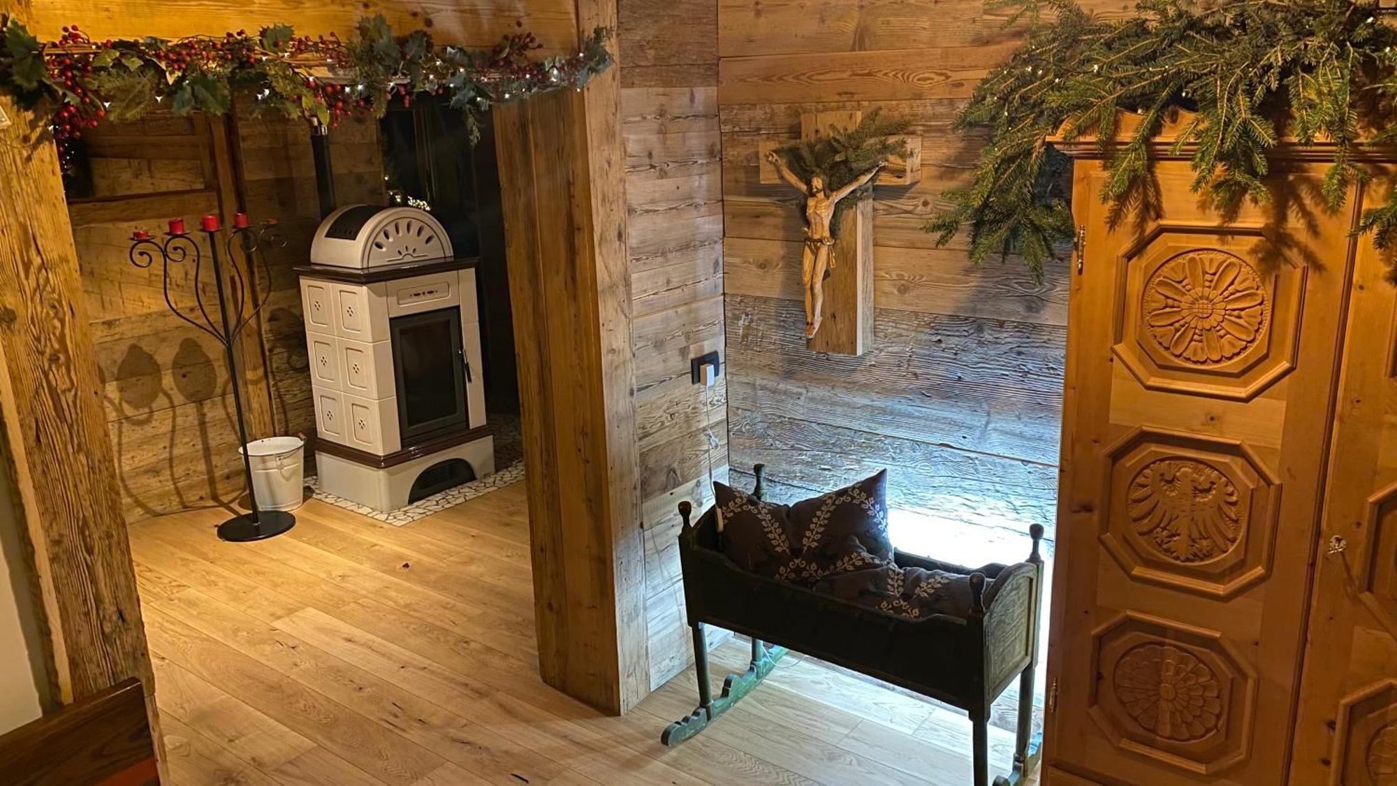 Hotel Almhof San Candido Bagian luar foto