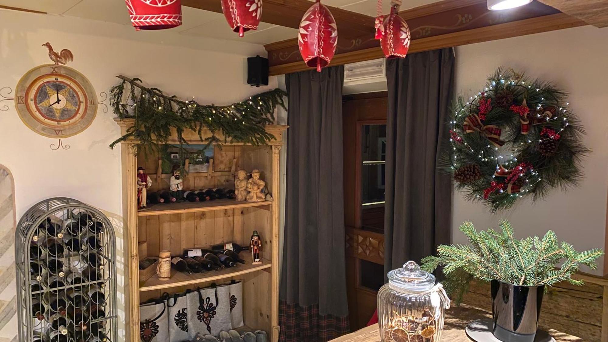 Hotel Almhof San Candido Bagian luar foto